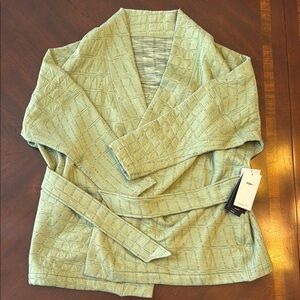 Nike Yoga - Women's Olive Wrap / Coat